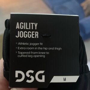 DSG Agility Jogger in Classic Black
